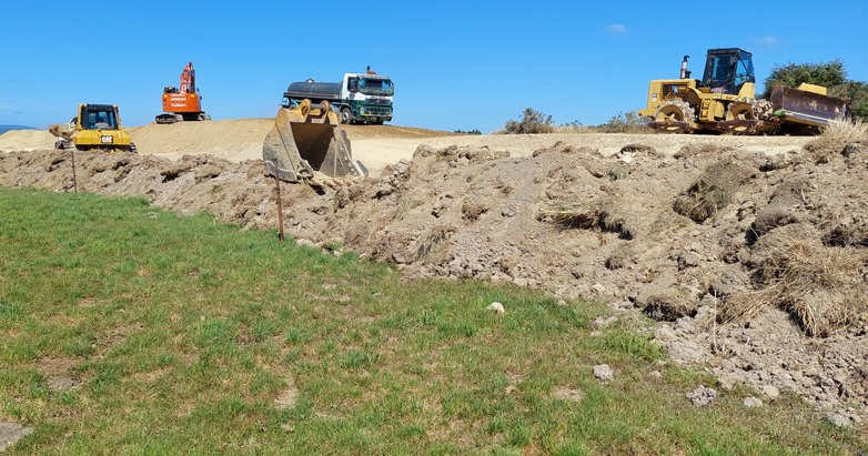 Upgrade of our Contour Channel floodbank on the Taieri near Mosgiel